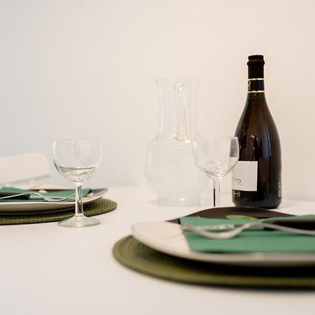Oliva Apartment 因佩里亚 外观 照片