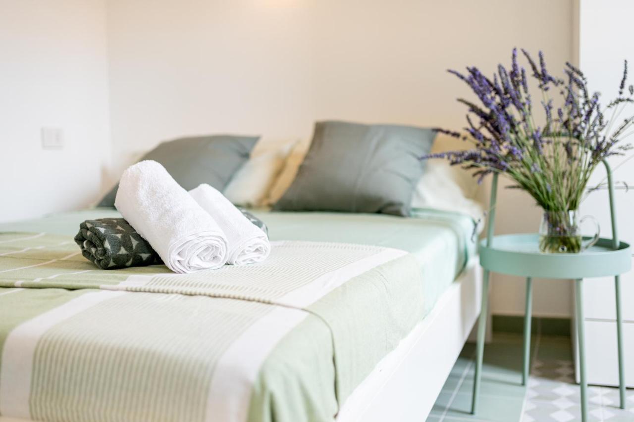 Oliva Apartment 因佩里亚 外观 照片